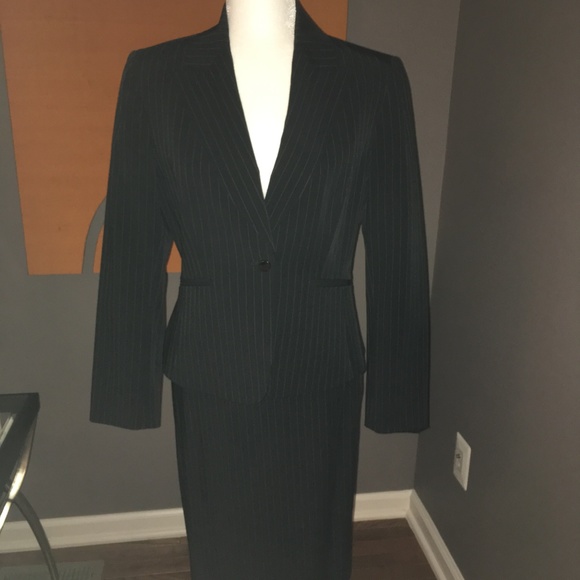 Tahari Jackets & Blazers - Tahari Black & White Pinstripe Skirt Suit